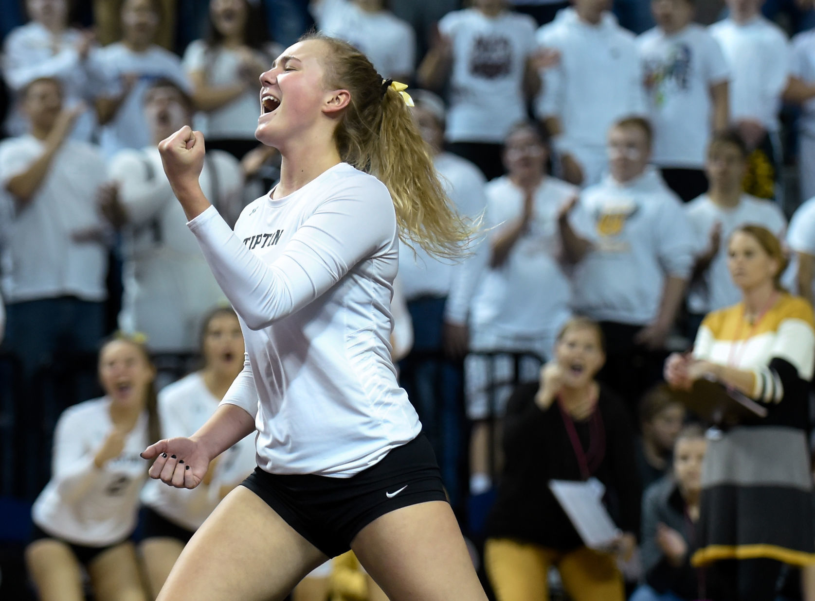 Iowa State Volleyball 3A Tipton vs. Kuemper Catholic